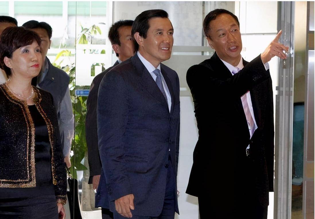 但是林纾茹的父亲非常反对他们在一起,因为郭台铭当时就是一个穷小子