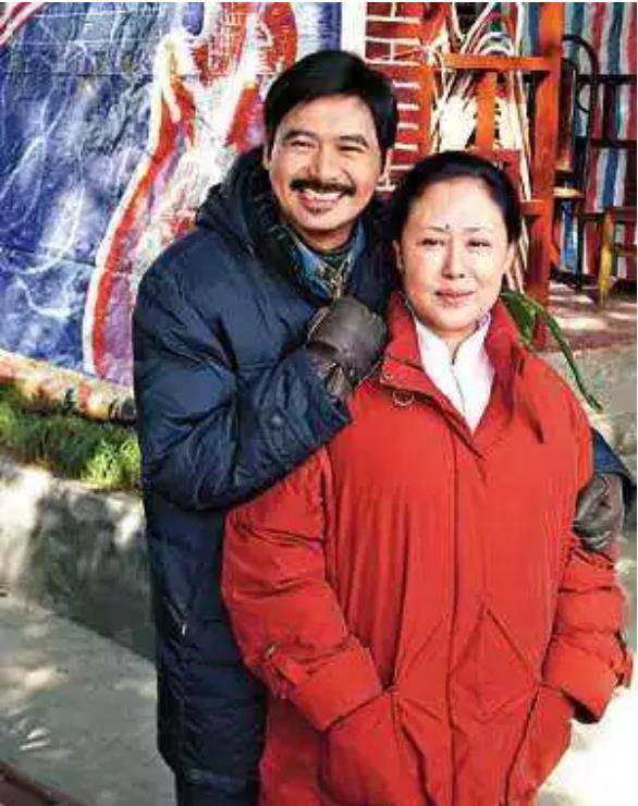 独自养娃,丧夫,家暴等,有的去世仍被吸血_斯琴高娃_孙天相_孙铁