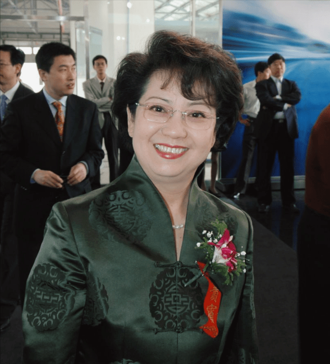 京剧名家李维康,与丈夫结婚47年坚持aa制,连一个鸡蛋都不会多吃_耿启