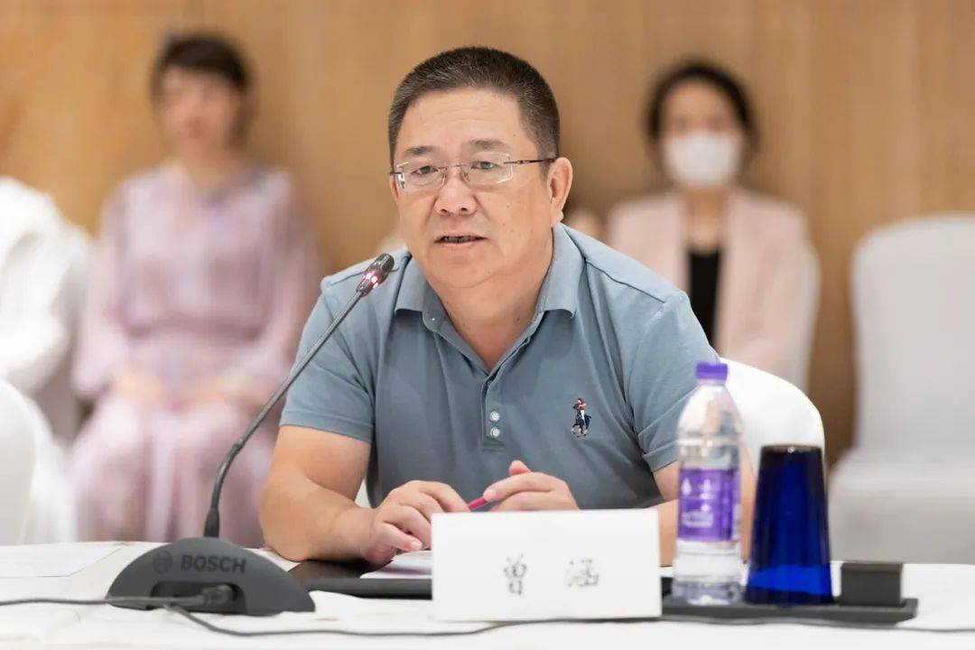 研讨会上,内蒙古电影集团党委书记,董事长曾涵介绍了这部影片的故事