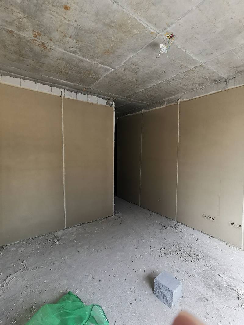 墙面粉刷石膏施工前需要准备什么_混凝土_墙体_缝隙