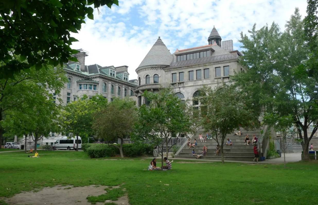 渥太华大学校园图片