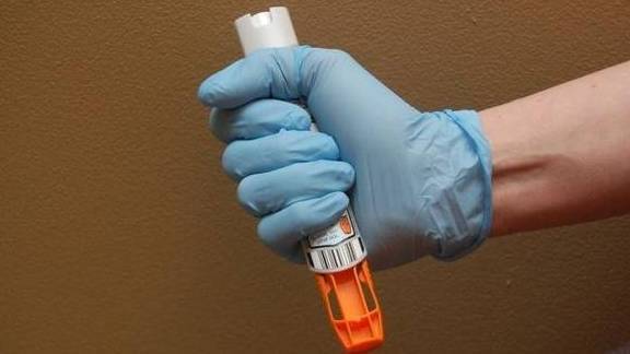 人在危急时刻有可能爆发出惊人的力量,远超过其能力上限,这是肾上腺素