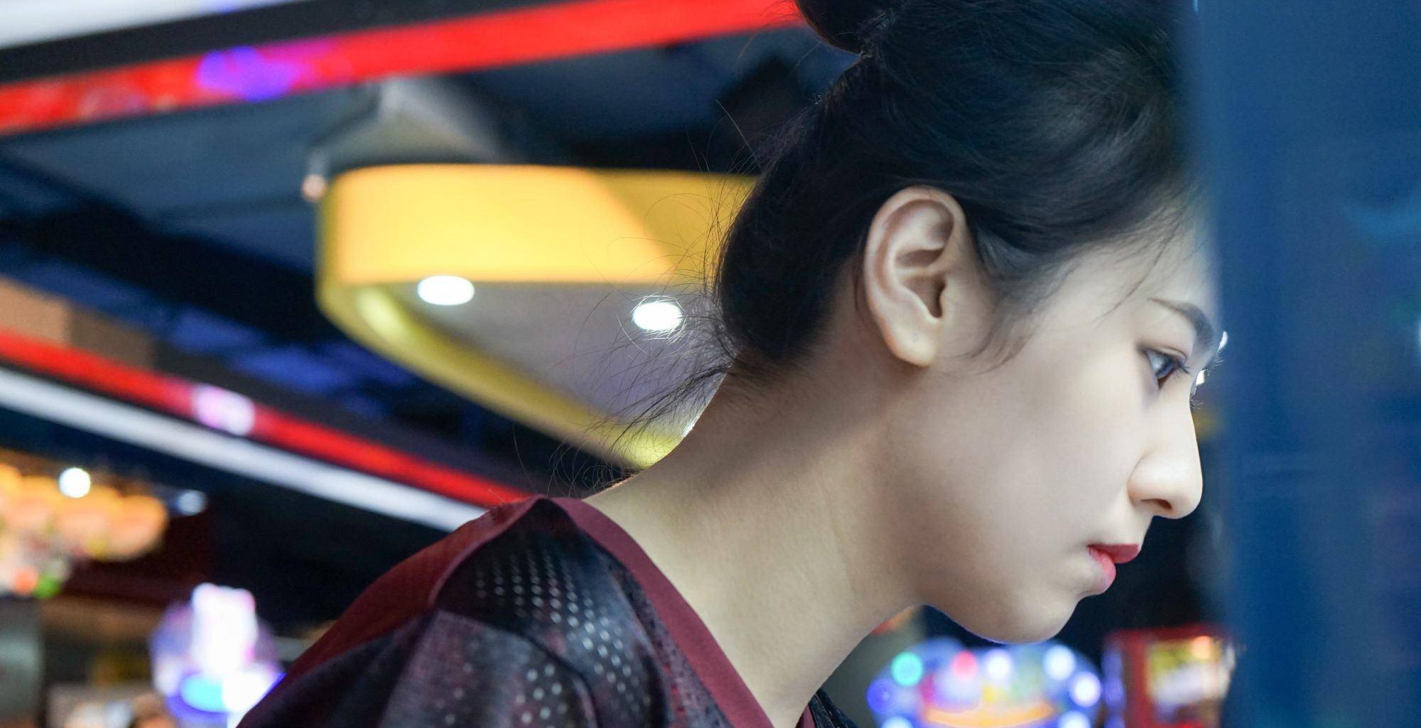 篮球界最美女裁判,25岁气质清纯,网友:现实版赤木晴子_亓浩_身高_梦也