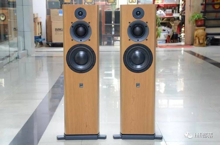 最具性价比的有源音箱ATC SCM40A MK3主动式落地箱_手机搜狐网