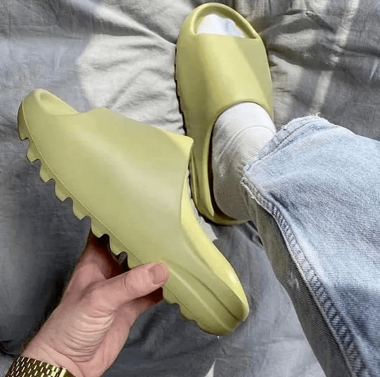 「指南针运动专栏」侃爷炮轰阿迪,gap,要自立门户?_yeezy_设计_价格