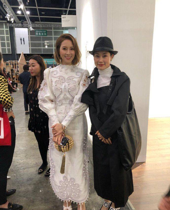 遗传真是门玄学,阔太徐子淇大气典雅,妹妹颜值说不出的老气_徐子欣