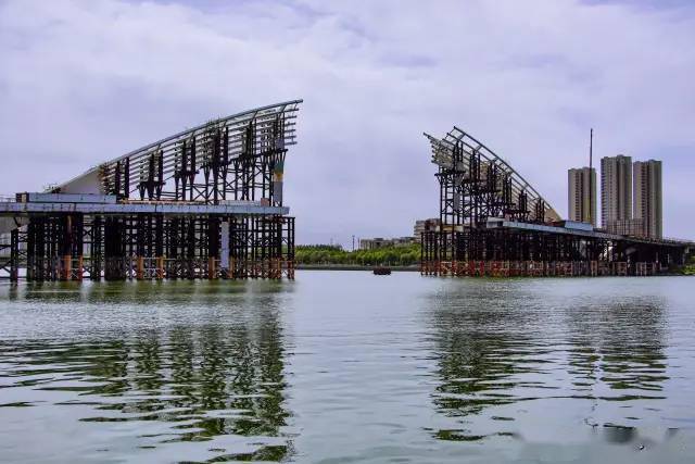 塘沽安阳桥正式恢复施工!_头条_来源_进行