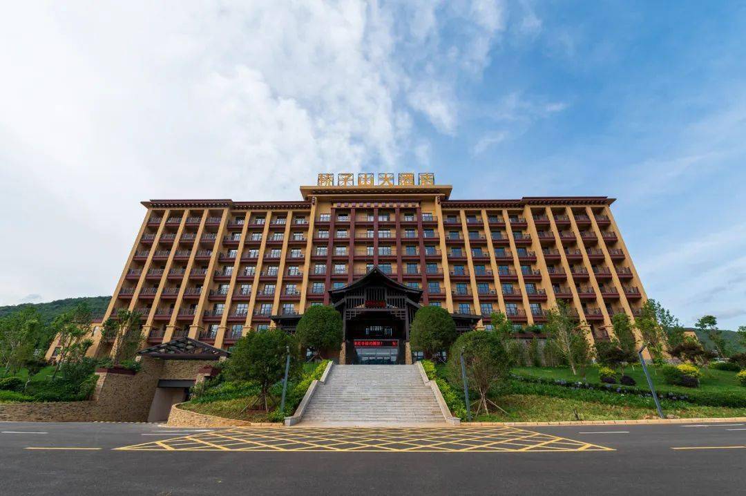 滇中第一峰"轿子雪山" 中国最大瀑布群"秘境九龙"~百万老广探秘珠江源