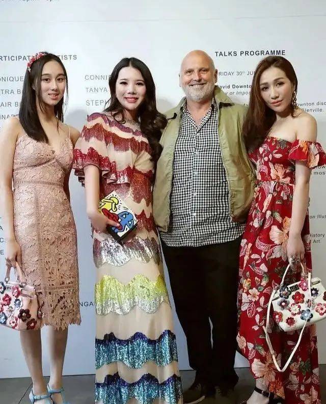 何鸿燊最美小女儿考上清华!