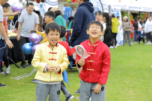 face painting,rhyme time, story time,nature play,balloon twist