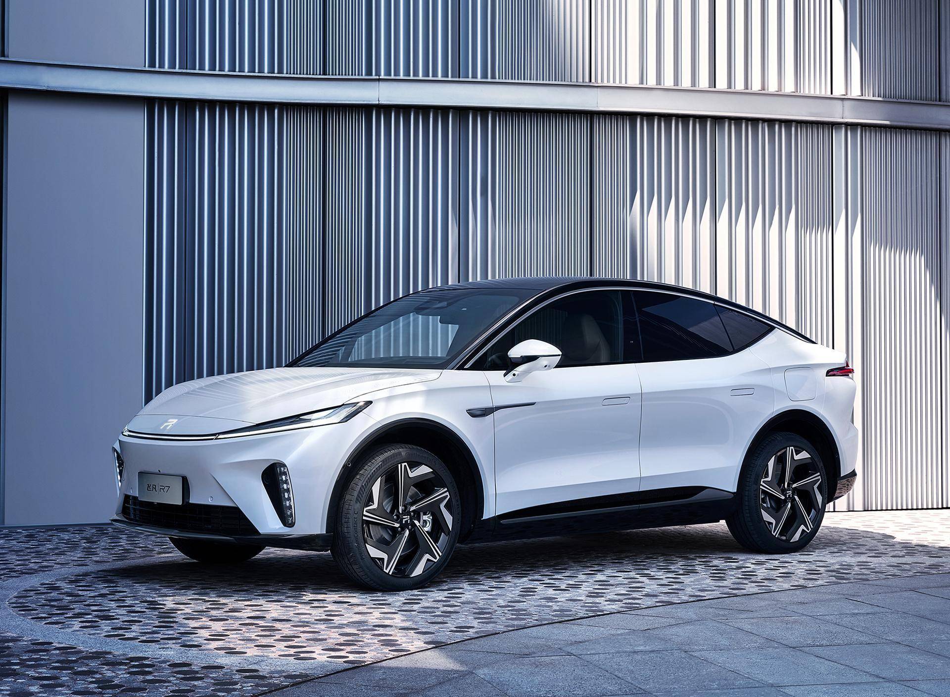 最高の 中大型轿跑SUV 飞凡R7将于9月下旬上市续航超600km_造型_新车_方面 自動車
