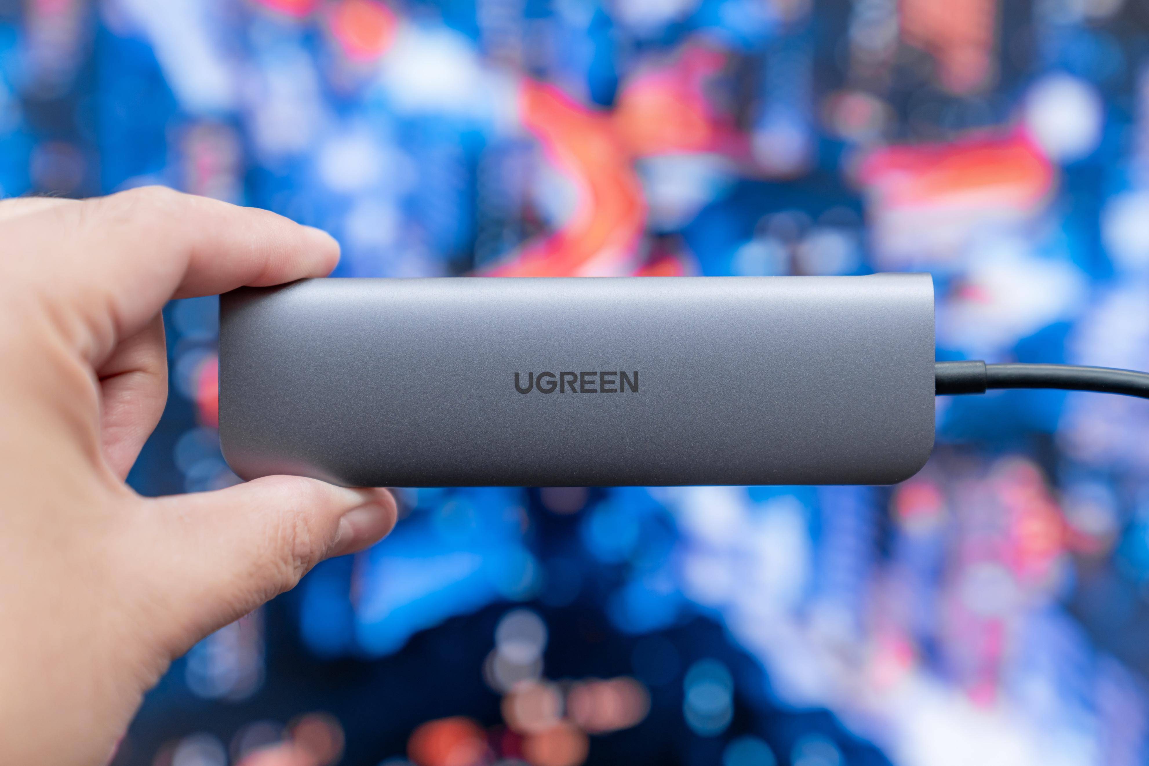 绿联 5 合 1 USB-C 拓展坞 + iPad OS 16 台前调度,竟成了 iPad 办公神器?