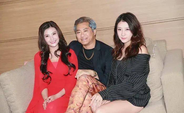 他曾比郭富城还红,与邱淑贞在一起多年,被打压后复出成为配角_邵仲衡