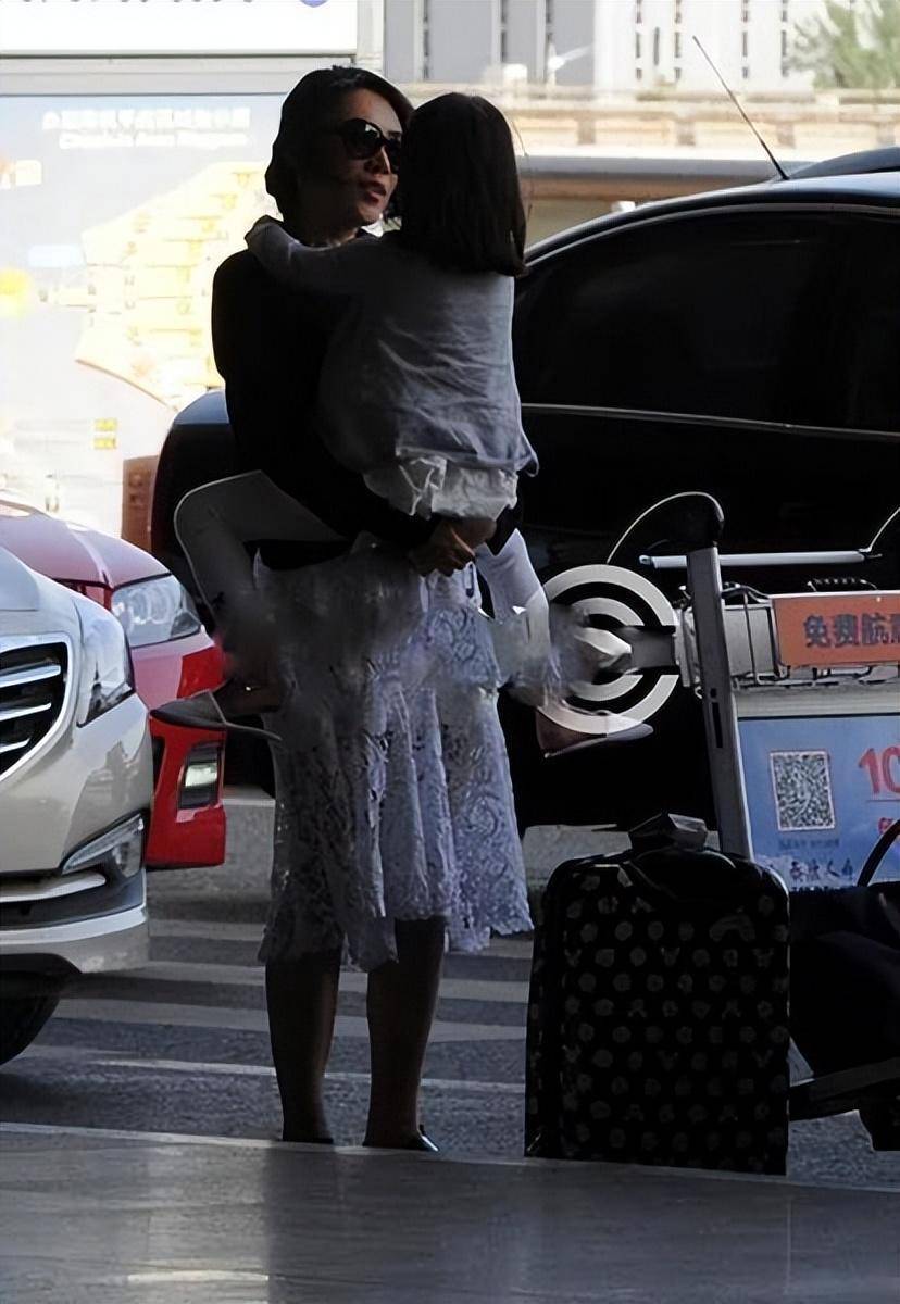 不是明星的著名演员王千源:演戏最痞,最匪,最真诚_王锦_工作_演出