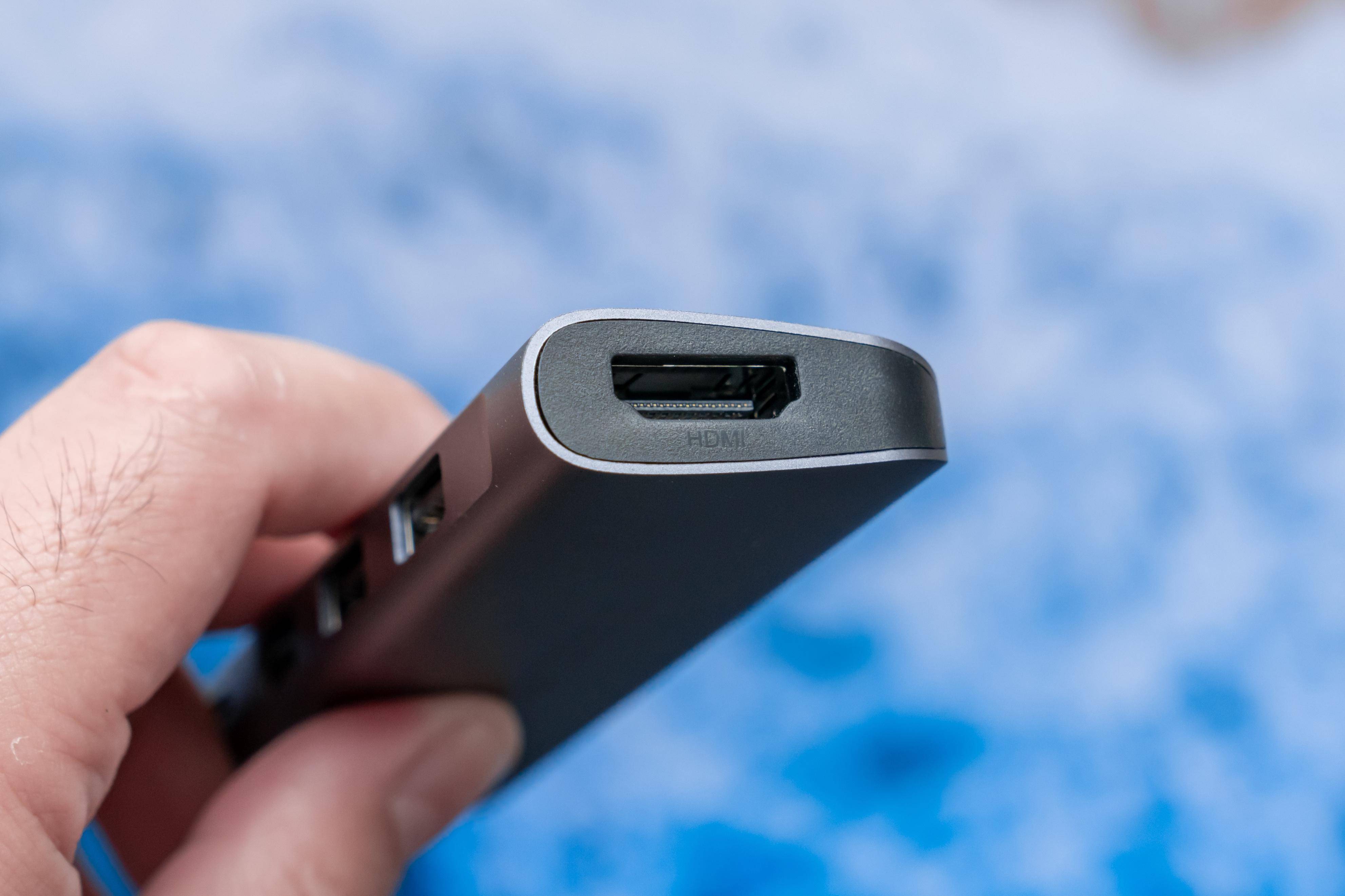 绿联 5 合 1 USB-C 拓展坞 + iPad OS 16 台前调度,竟成了 iPad 办公神器?