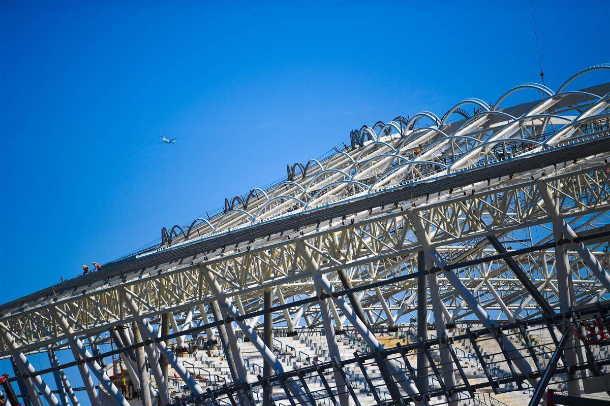 襄阳体育中心主体工程钢结构完成_全媒_在线_用户