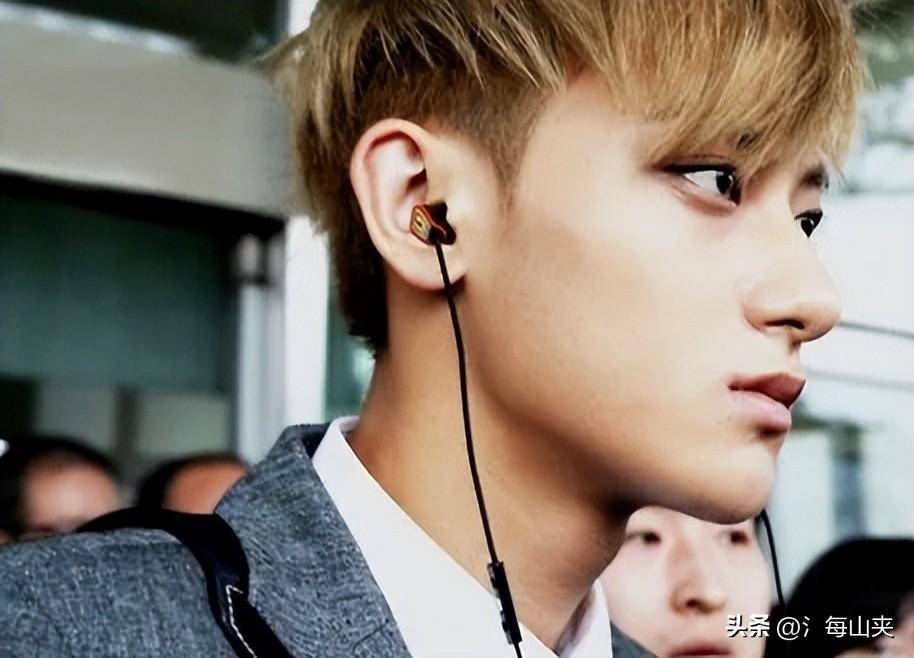 "驼峰鼻"正流行,王俊凯,片寄凉太的侧脸迷人,最后一图最经典_陈飞宇