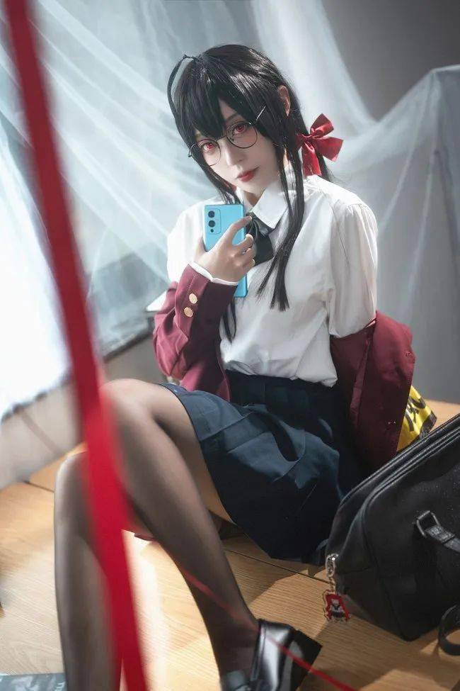 大凤cosplay,大凤旗袍cosplay cosplay特辑丨《碧蓝航线》大凤 cos_侵权_所有权_篇文章