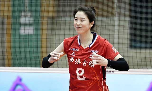 有人说,李静是住在浙江女排的攻击手.