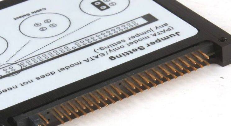 混合硬盘和硬盘的常用接口介绍