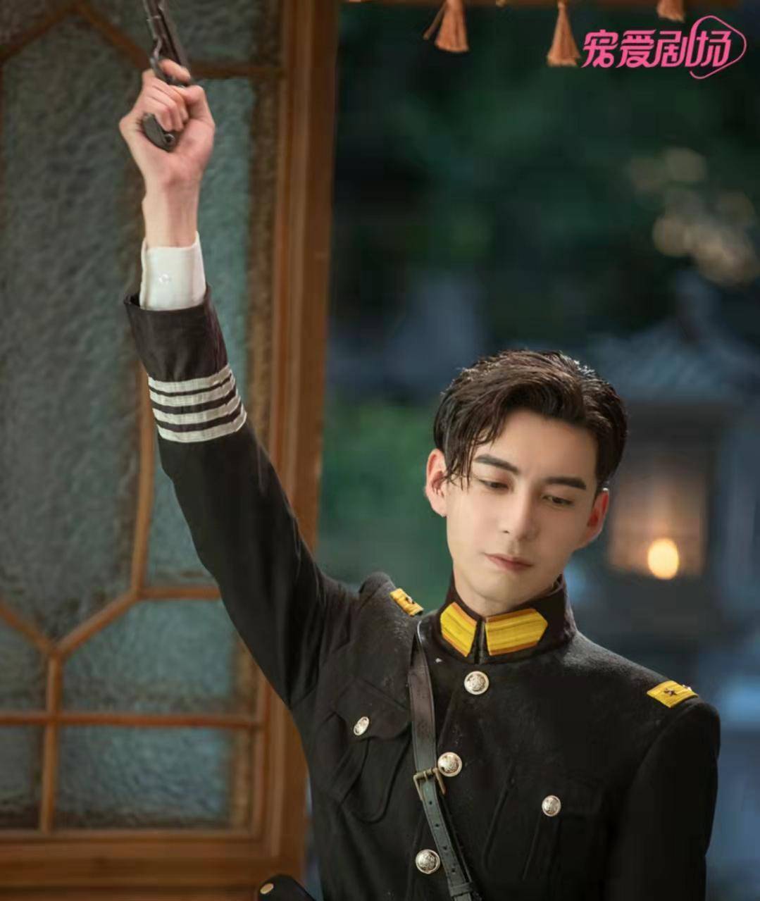 陈星旭凭借《东宫》中的"李承鄞"一角出圈,虽然是"最渣男主",但也因此