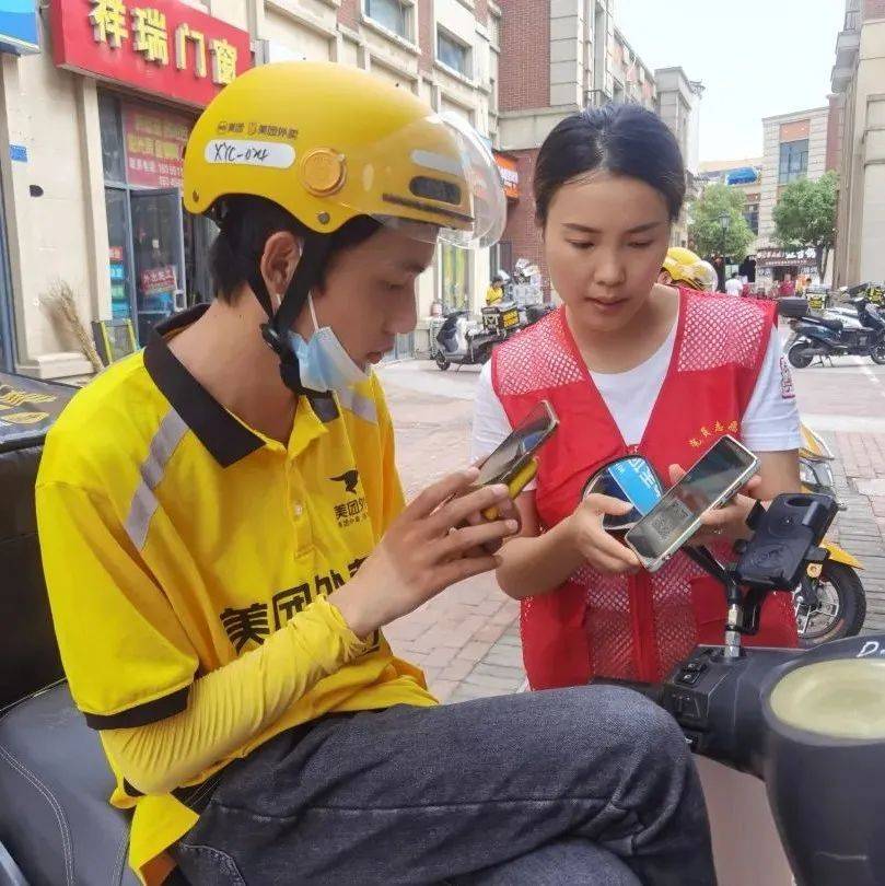 小哥了解服务器租赁价格