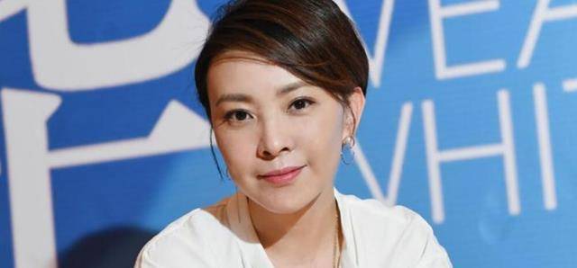 她是张嘉译前妻,拍戏时与孙红雷因戏生情,38岁再婚嫁富豪退圈_刘威葳