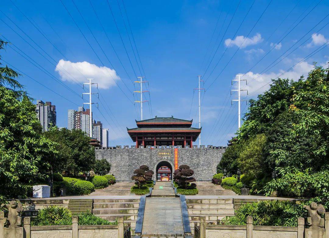 0016:30停止入館預約小程序:劉伯承六店舊居預約重慶動物園開放時間