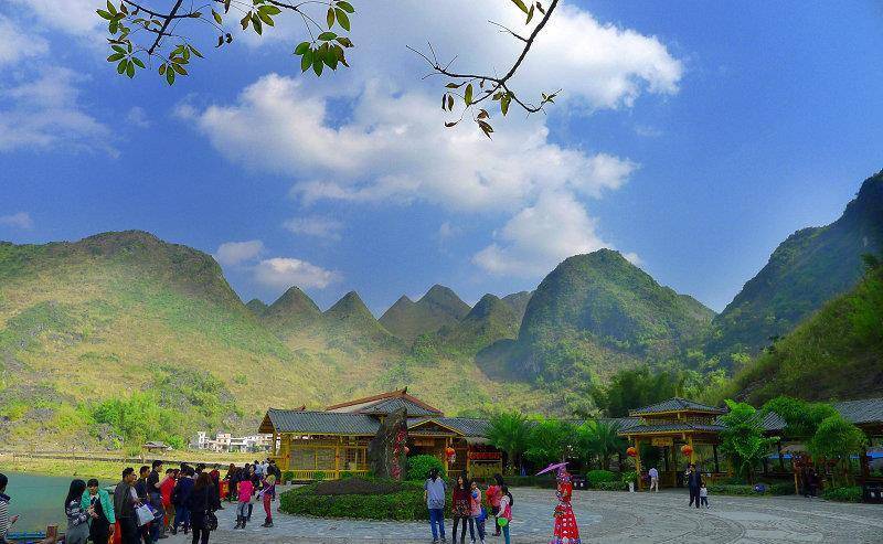 拜访百岁老人,感受淳朴民风,走进长寿村去看看吧_坝坝_巴马_感觉