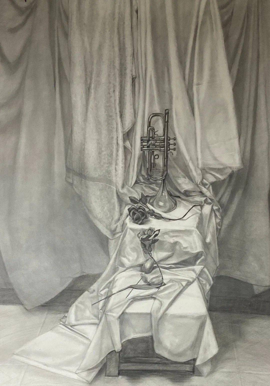 素描静物中,虚实关系很重要_画面_物体_整体