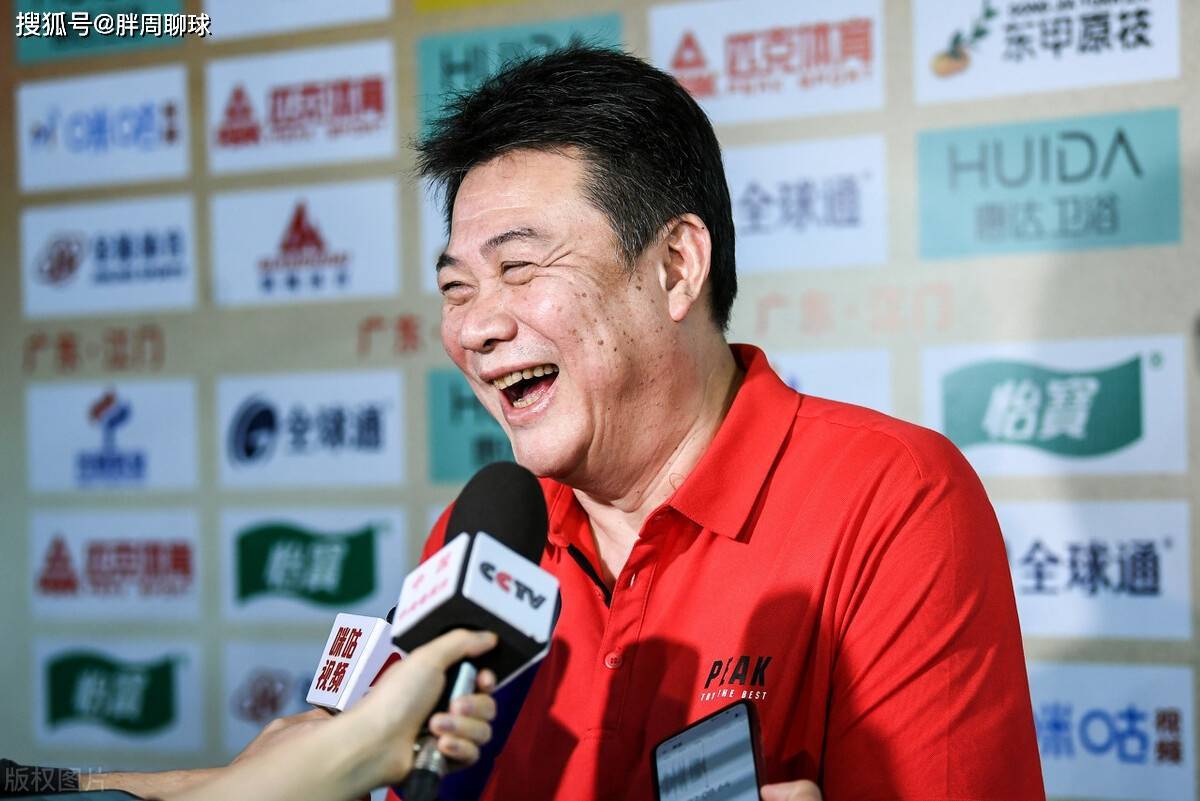 下午15点,张常宁宣布惊喜决定,感动蔡斌,中国女排球迷激动_搜狐网