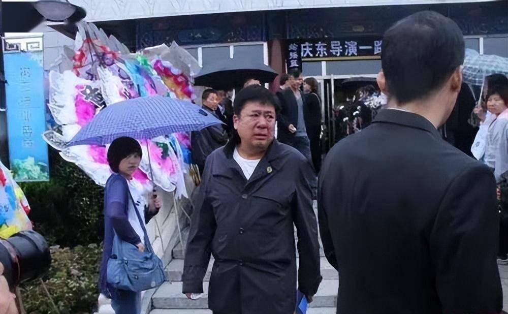 "季洁"王茜:帮亡夫完成遗愿,丈夫去世8年仍未嫁_徐庆东_表演_母亲