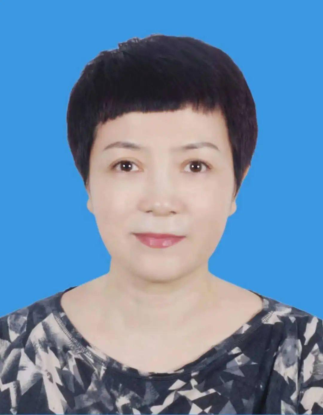 音乐学院张 珊舞蹈学院苏娅菲美术学院蒋彦婴体育学院刘昌翠管理类