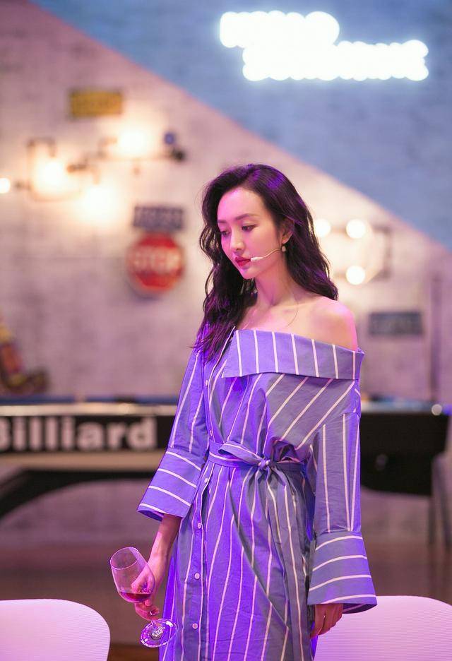 王鸥_身材_裙子