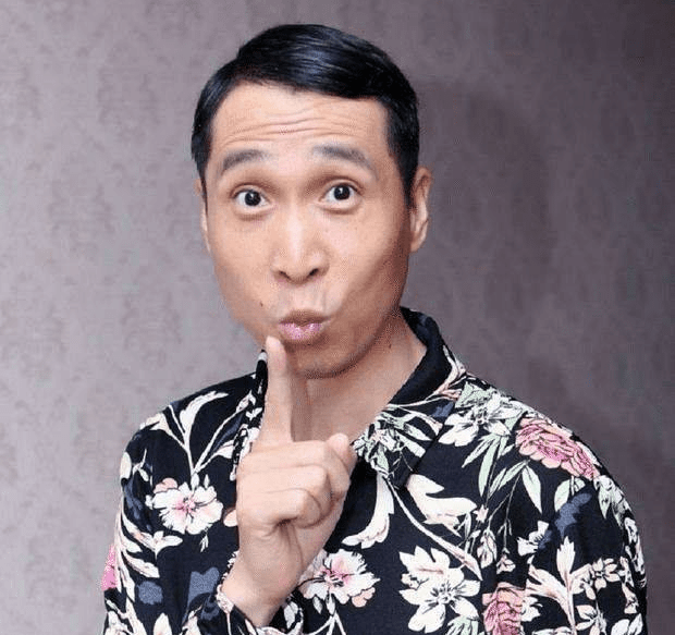 不玩相声改当导演,后来身家过亿,连潘长江都跟他"混"?_韩兆_作品_合作