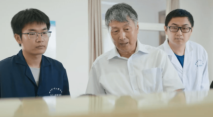 于长军教授获评2022年度"齐鲁最美教师"_新体制雷达_国家_雷达站