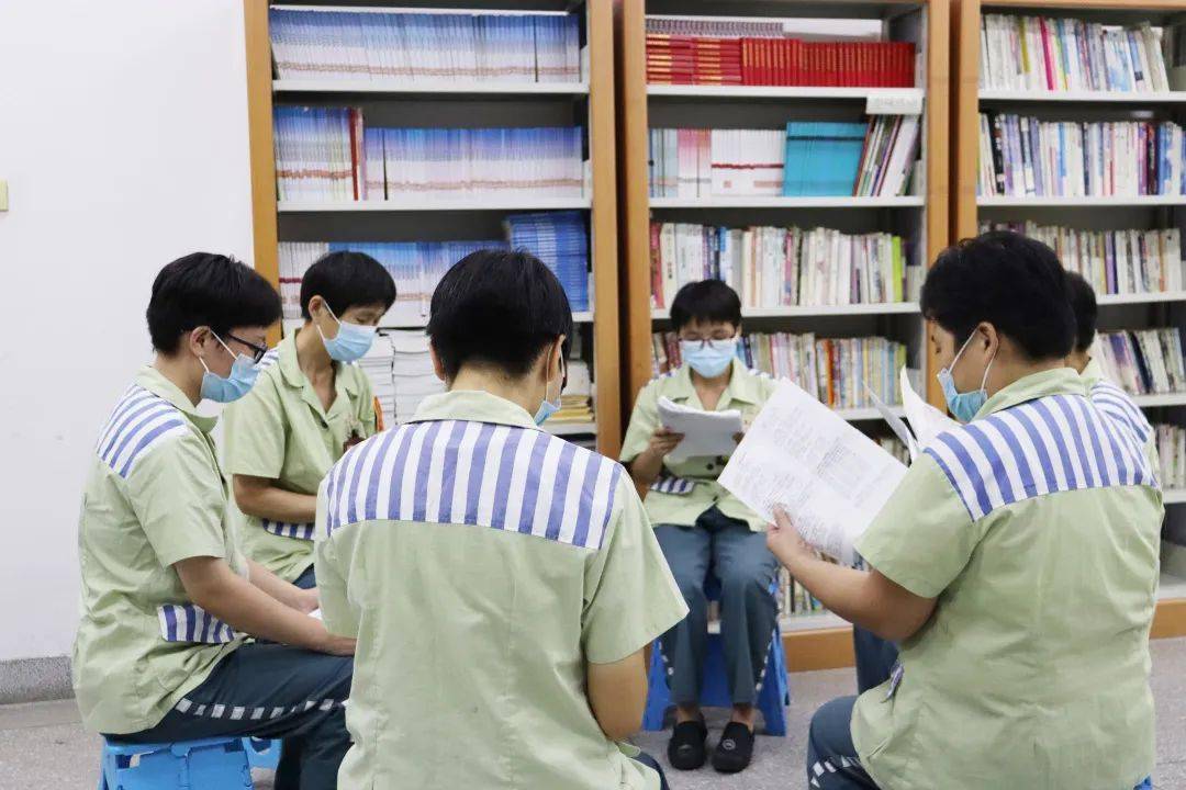 培养她们的爱国爱党之心和爱中华优秀传统文化之情,女子监狱在中秋节