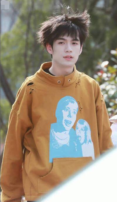 男星张颜齐私下人品被曝!