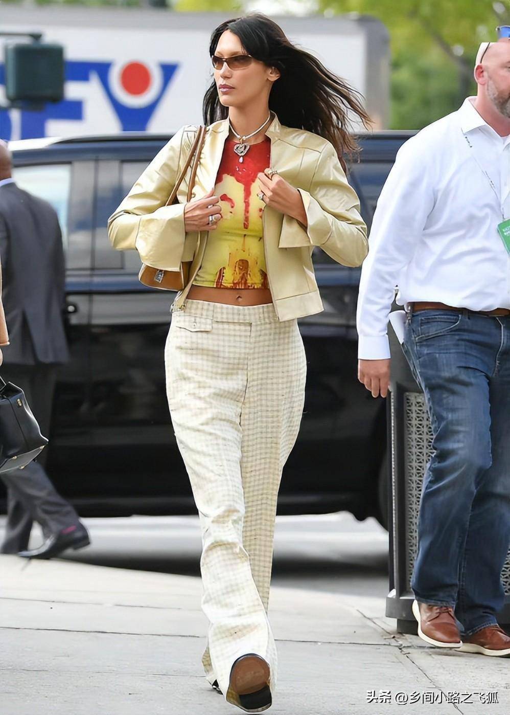 gigi,bella纽约出街,露腰姐妹 676767_bella_gigi_姐妹