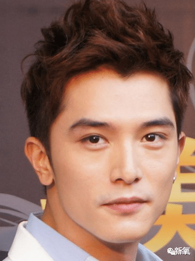 一边说一边花痴,他可太绝了!_邱泽_唐嫣跟_五官