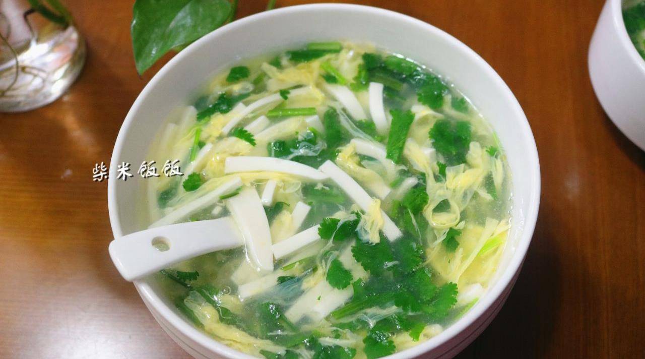 香菜豆腐羹高清图片图片