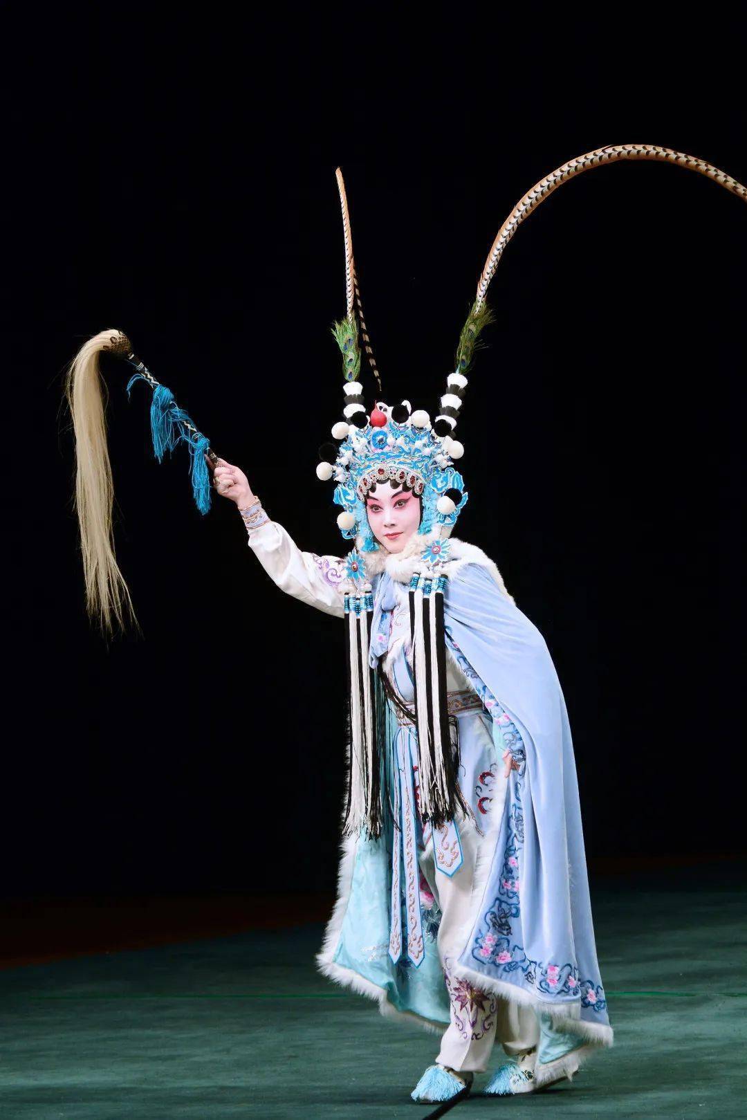 "武"彩"京"华 ——九月聚献迎国庆