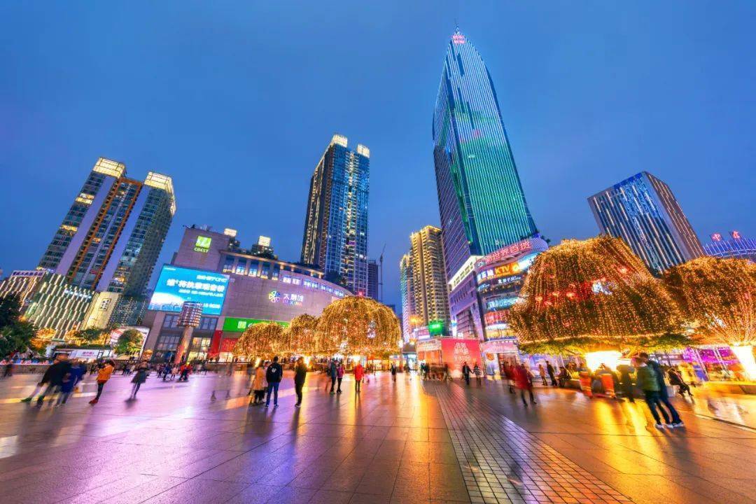 媒体广泛关注江北区观音桥商圈管理办公室荣获全国"人民满意的公务员