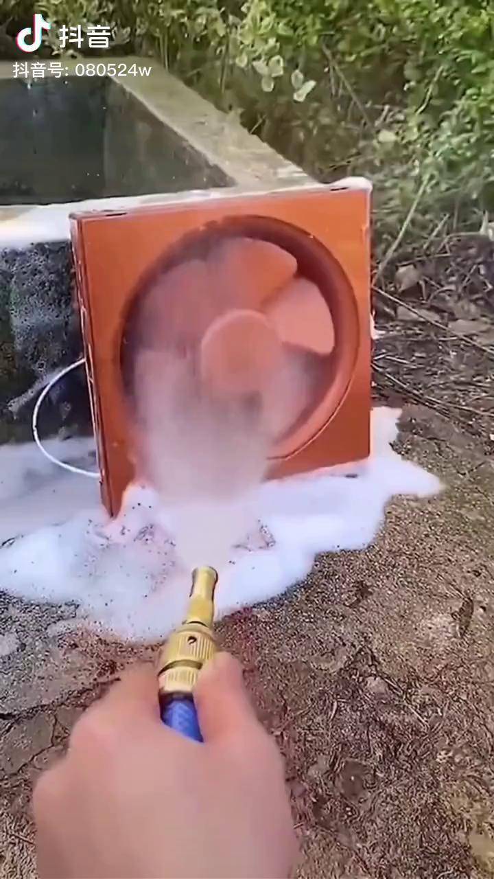 给家里自来水管安装这样的雾化喷头,浇花,浇菜,冲洗都很方便增压喷头 