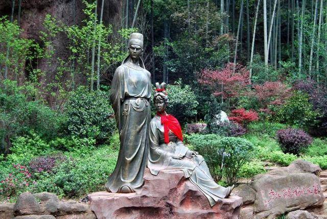 苏轼的三位夫人谁最有才华?_王闰_王弗比_王朝云