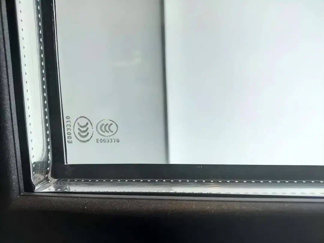 5,玻璃材质玻璃的材质一定要选带有3c标志的钢化玻璃,一般选择双层中