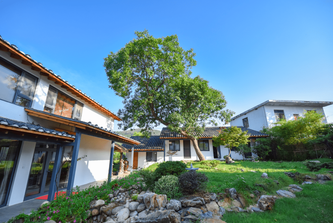 环巢湖民宿集聚区,六家畈古民居群,1952粮仓文创园,机械厂文创园)