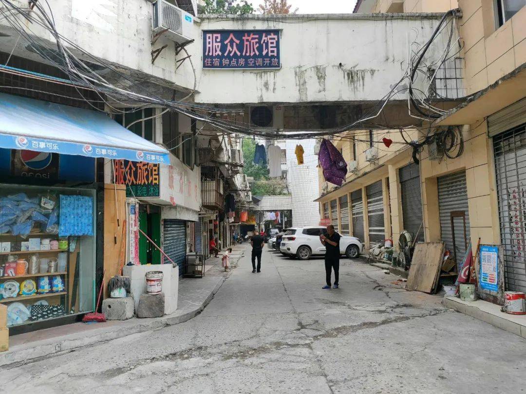 南充的疫情让水井巷的生意冷清了许多! 676767_南充_疫情_生意