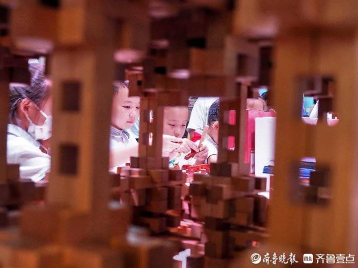 文博会鲁班杯获奖作品--中国榫卯积木考验智慧_齐鲁_玩具_周青